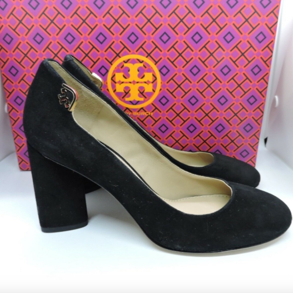 TORY BURCH ELIZABETH BLACK SUEDE GOLD LOGO PUMP 6